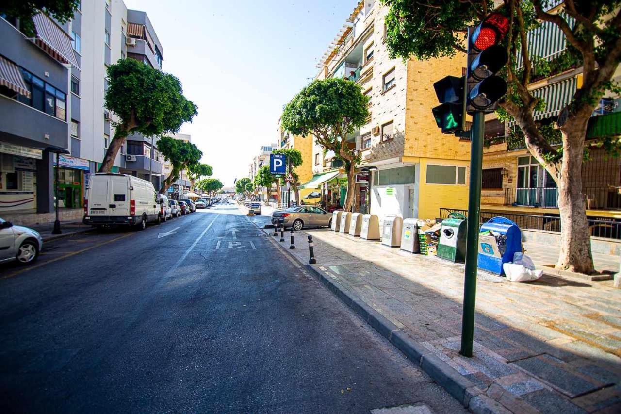New Apartamento Centro De Torremolinos Con Parking Εξωτερικό φωτογραφία