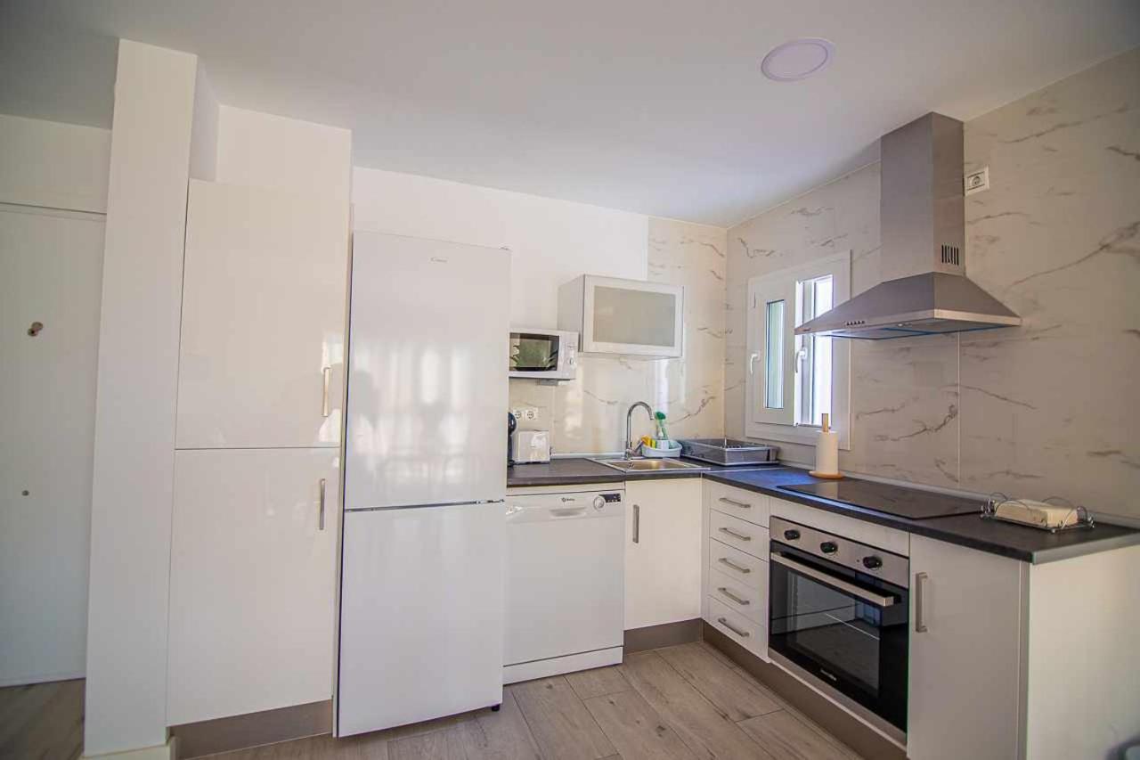New Apartamento Centro De Torremolinos Con Parking Εξωτερικό φωτογραφία
